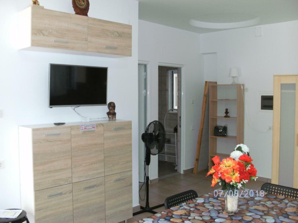 Nina Rooms Artemida  Exterior foto