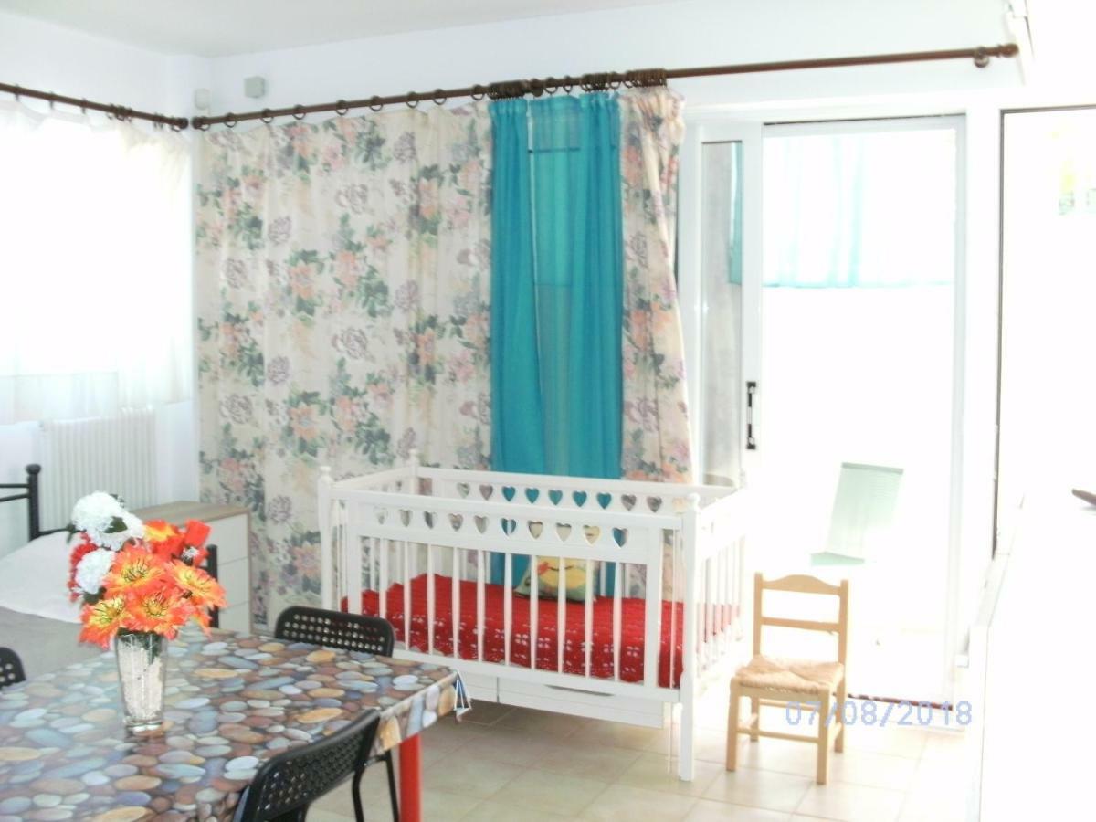 Nina Rooms Artemida  Exterior foto