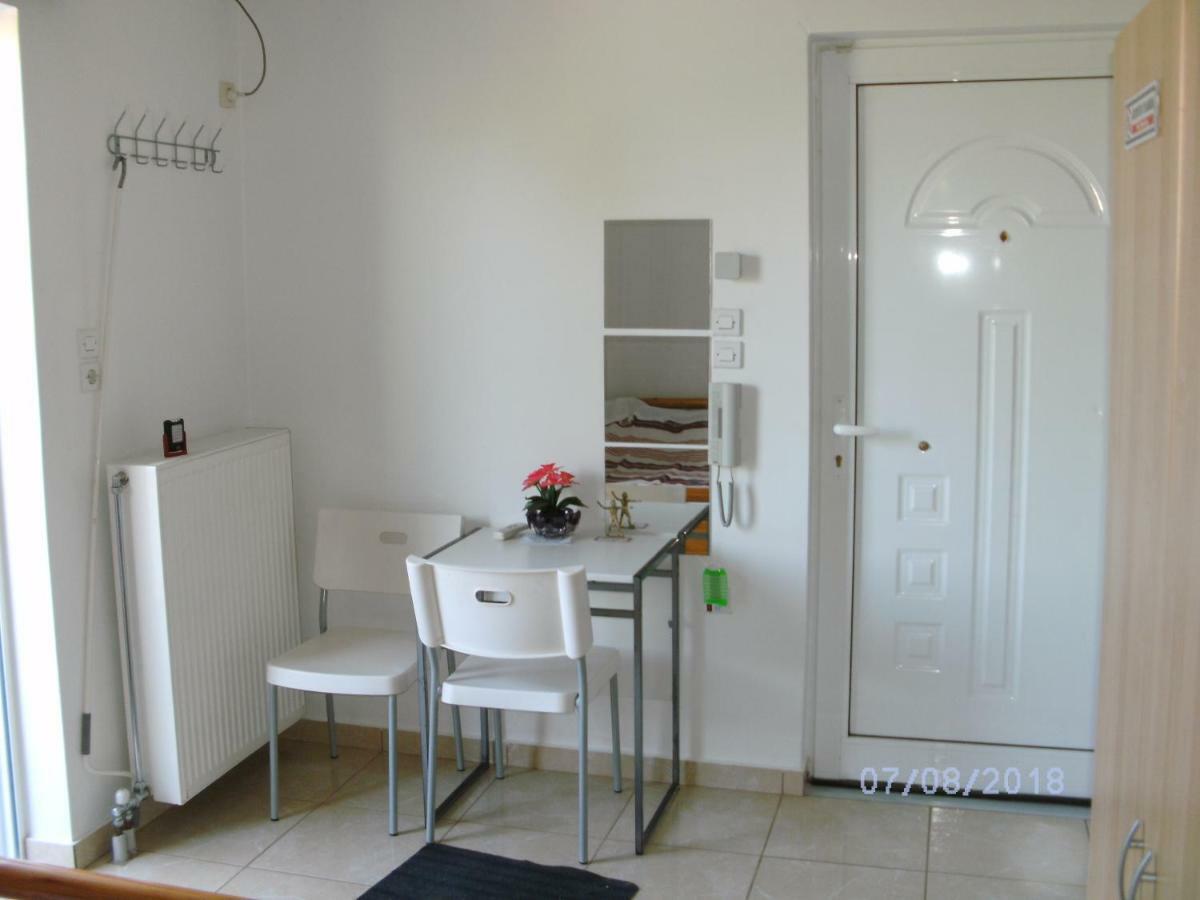 Nina Rooms Artemida  Exterior foto